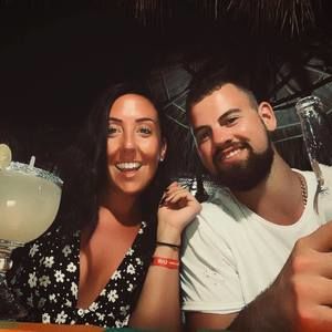 Meet your Posher, Danica